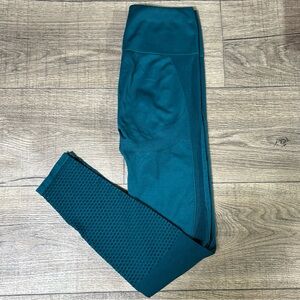 Fabletics Seamless High-Waisted Leggings Teal Mesh Detail
